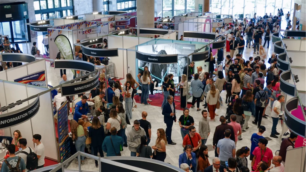Destacar en una feria saturada 